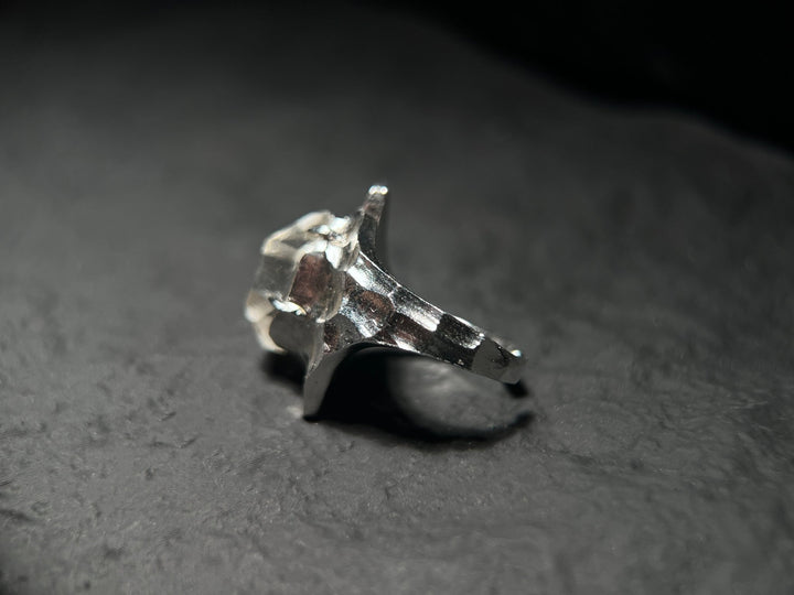 Herkimer Diamond Crystal Ring | A Symbol of Elegance and Energy - GEM Spirit - CM - 01 - Crystal.Monogatari的店 xhs - CRYSTALS - Herkimer Diamond Crystal