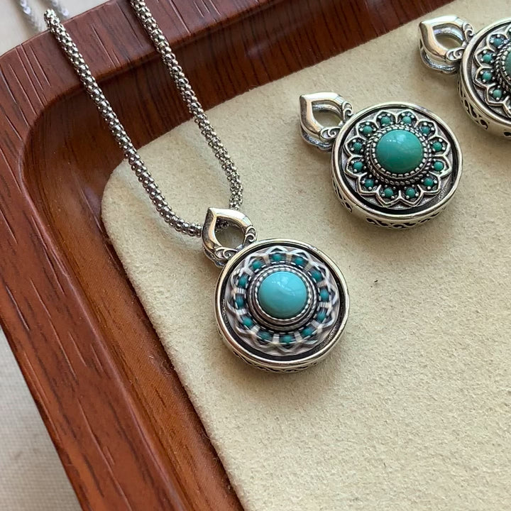 Turquoise Harmony Pendant – Balance, Protection & Spiritual Elegance